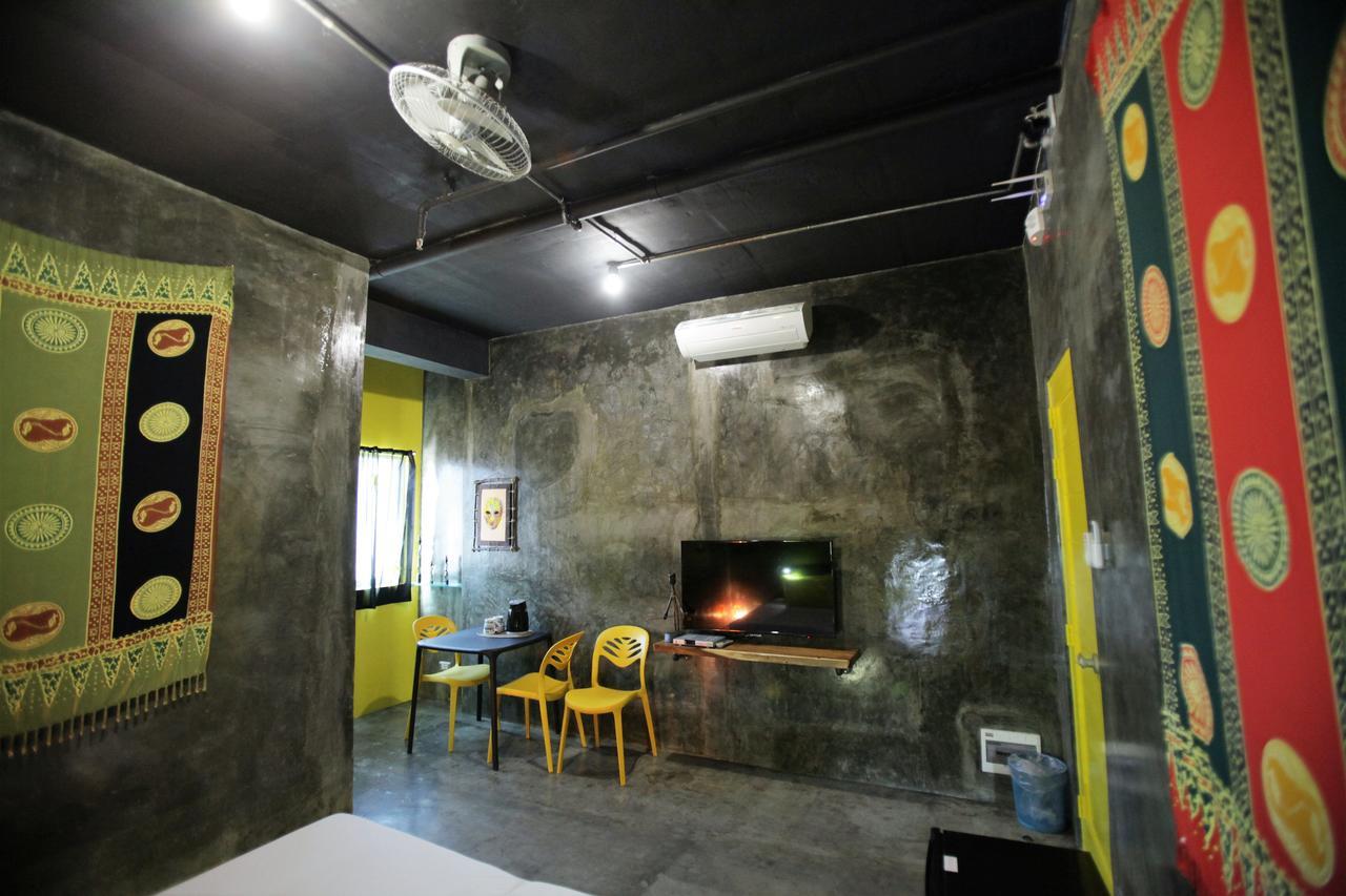 W Hostel Boracay Boracay Island Екстер'єр фото