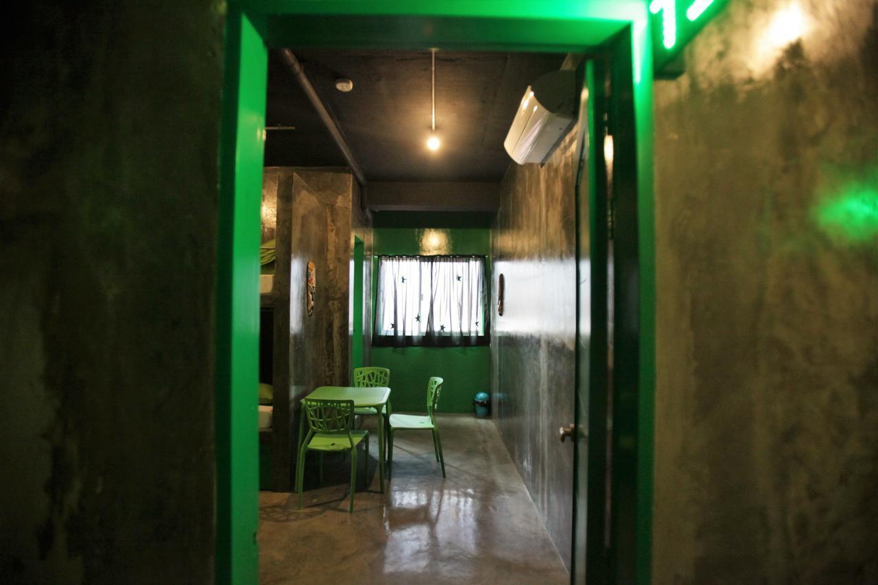 W Hostel Boracay Boracay Island Екстер'єр фото